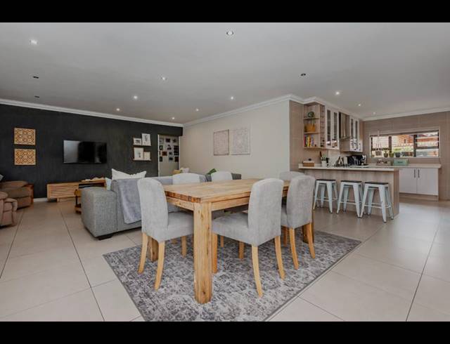 3 BEDROOM CLUSTER FOR SALE IN NEW REDRUTH